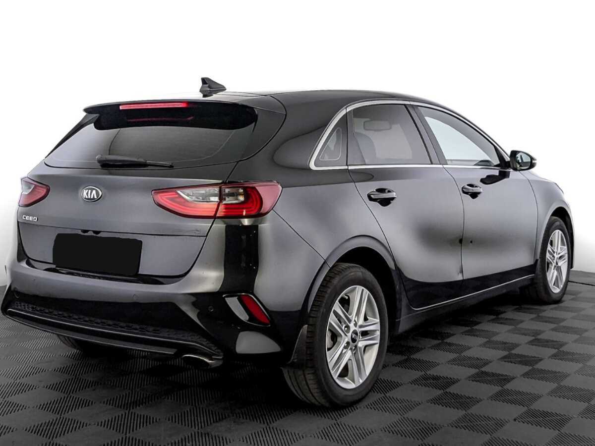 Купить Kia Ceed с пробегом. Фото: #4