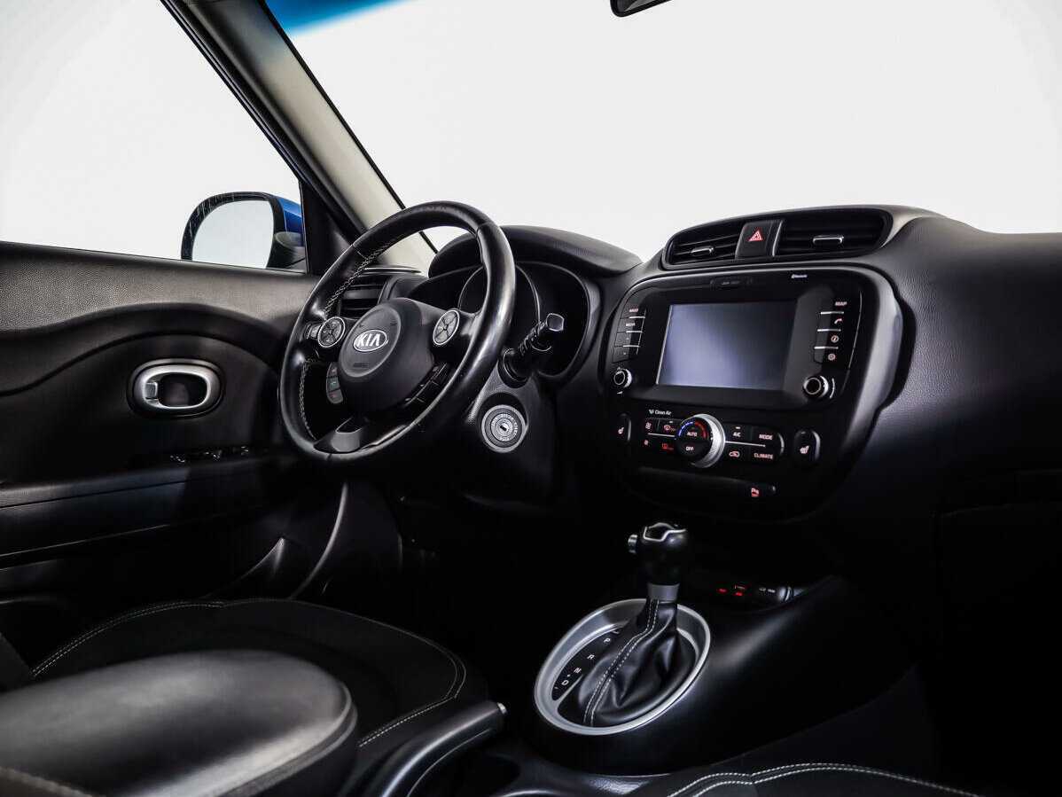 Купить Kia Soul с пробегом. Фото: #7