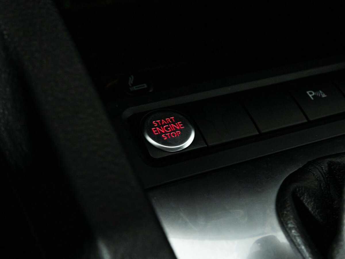 Купить Volkswagen Jetta с пробегом. Фото: #15