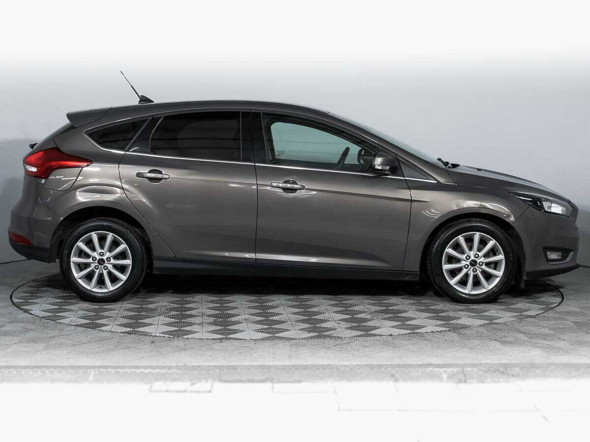 Купить Ford Focus с пробегом. Фото: #3