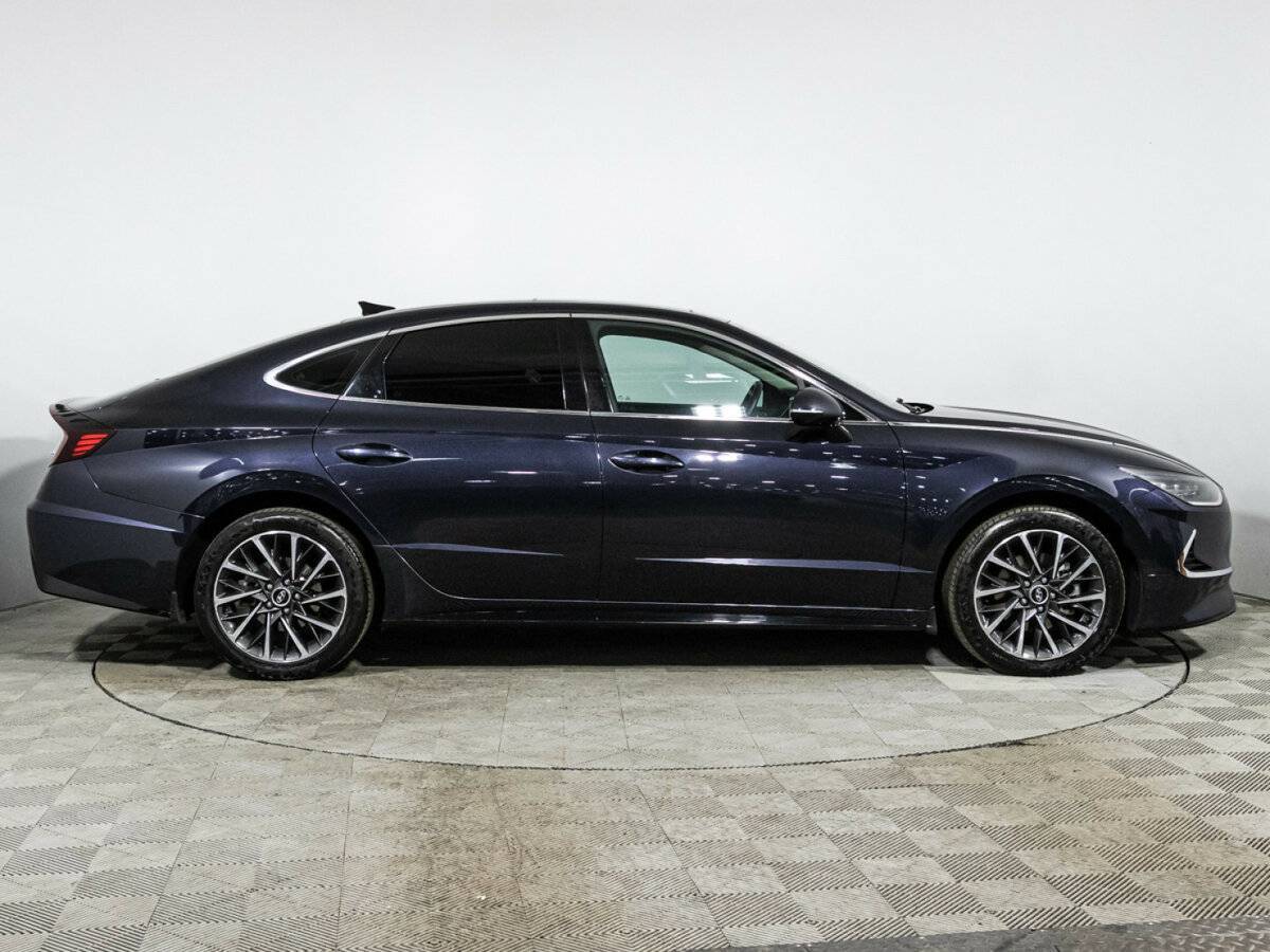 Купить Hyundai Sonata с пробегом. Фото: #3
