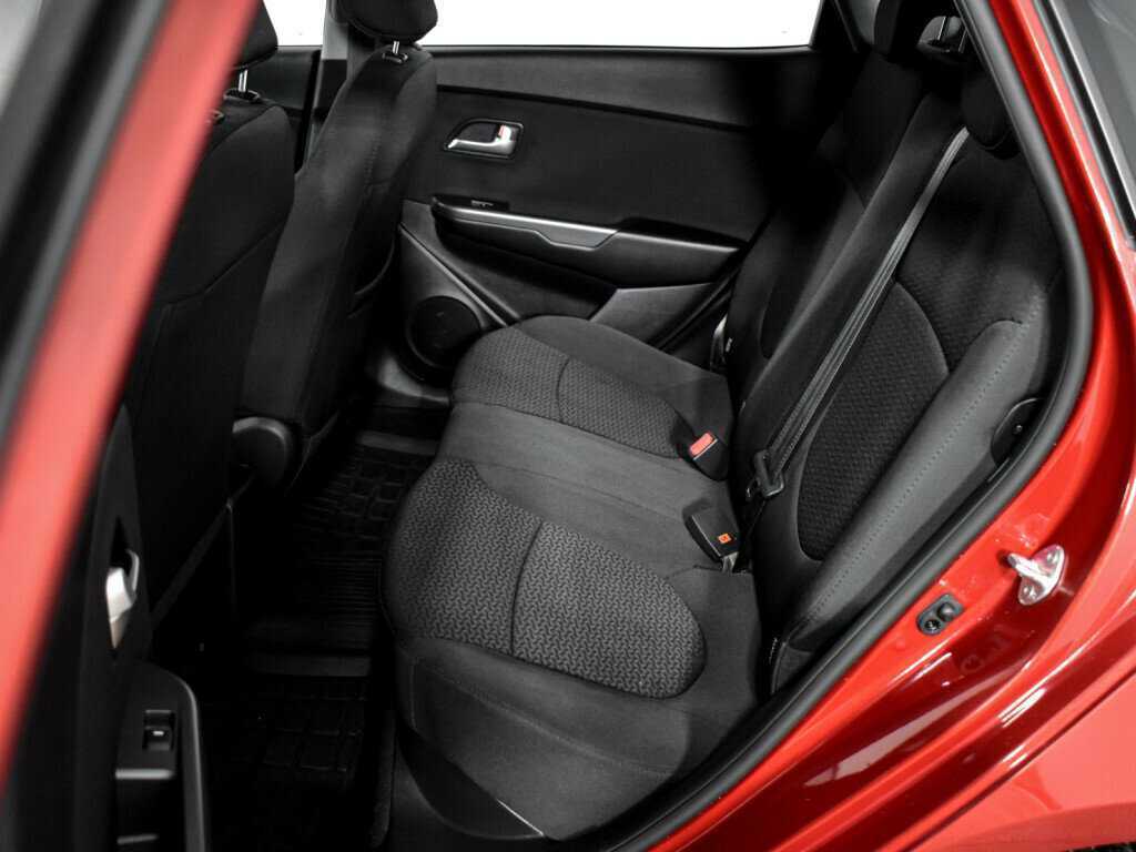 Купить Kia Rio с пробегом. Фото: #14