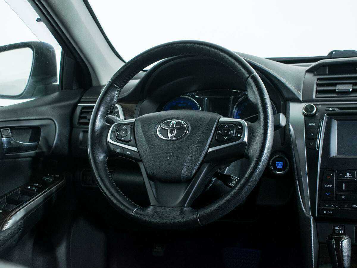 Купить Toyota Camry с пробегом. Фото: #12