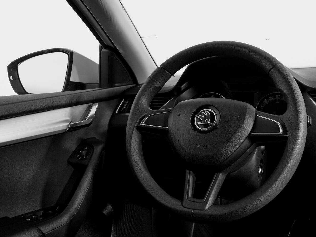 Купить Skoda Octavia с пробегом. Фото: #13