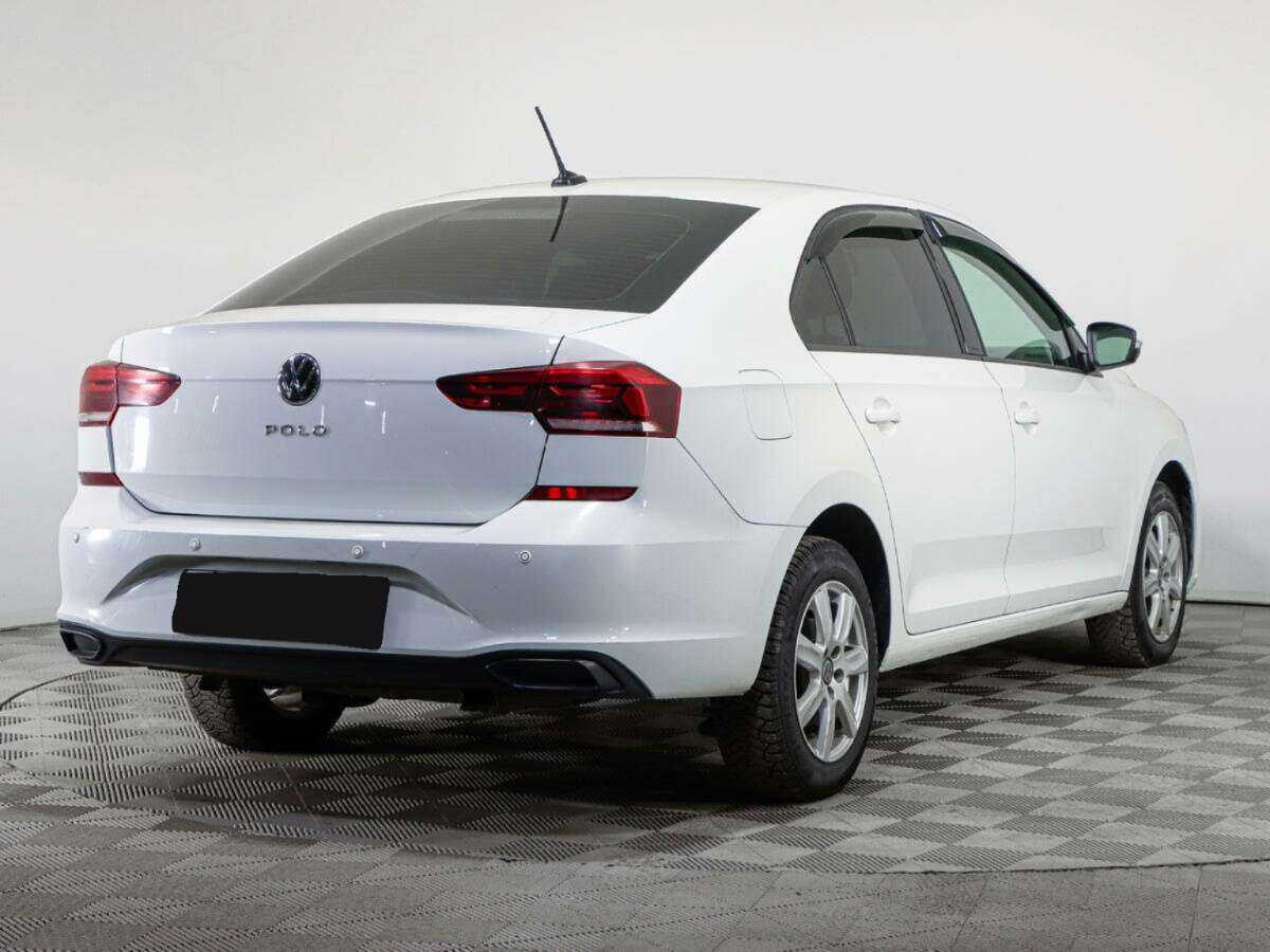 Купить Volkswagen Polo с пробегом. Фото: #4