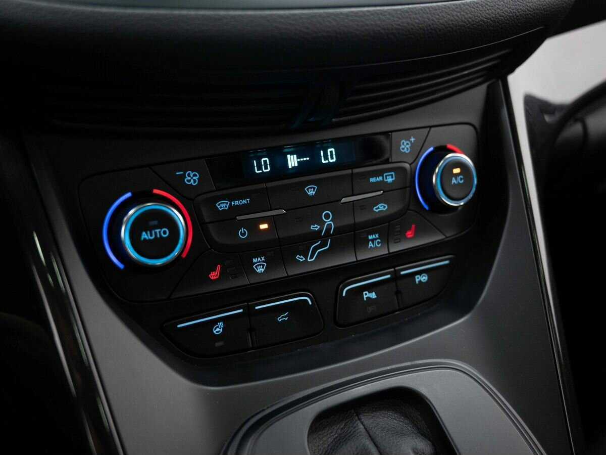 Купить Ford Kuga с пробегом. Фото: #21