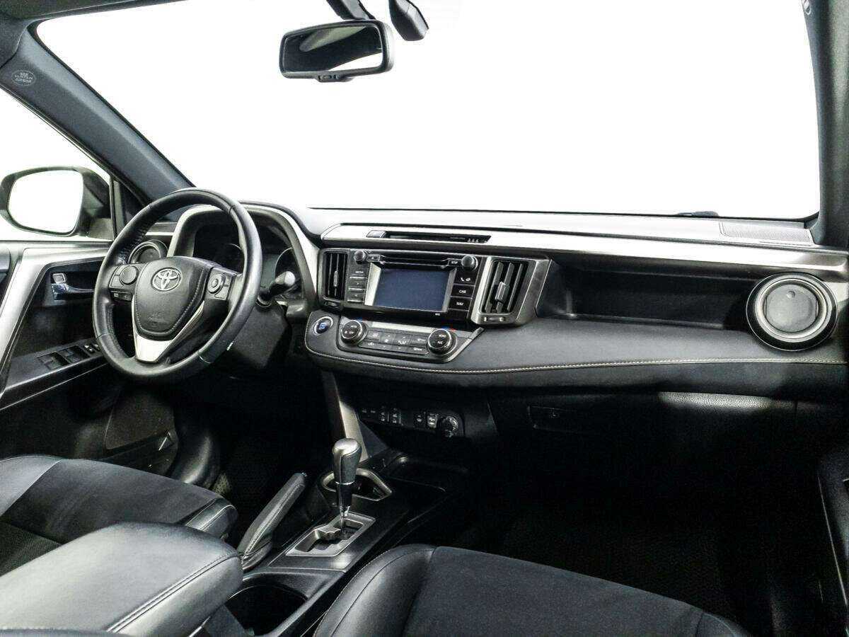 Купить Toyota RAV4 с пробегом. Фото: #8