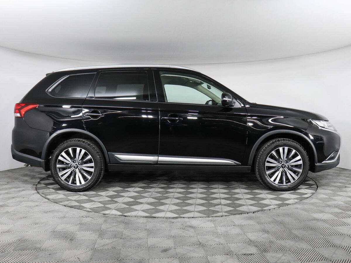 Купить Mitsubishi Outlander с пробегом. Фото: #3
