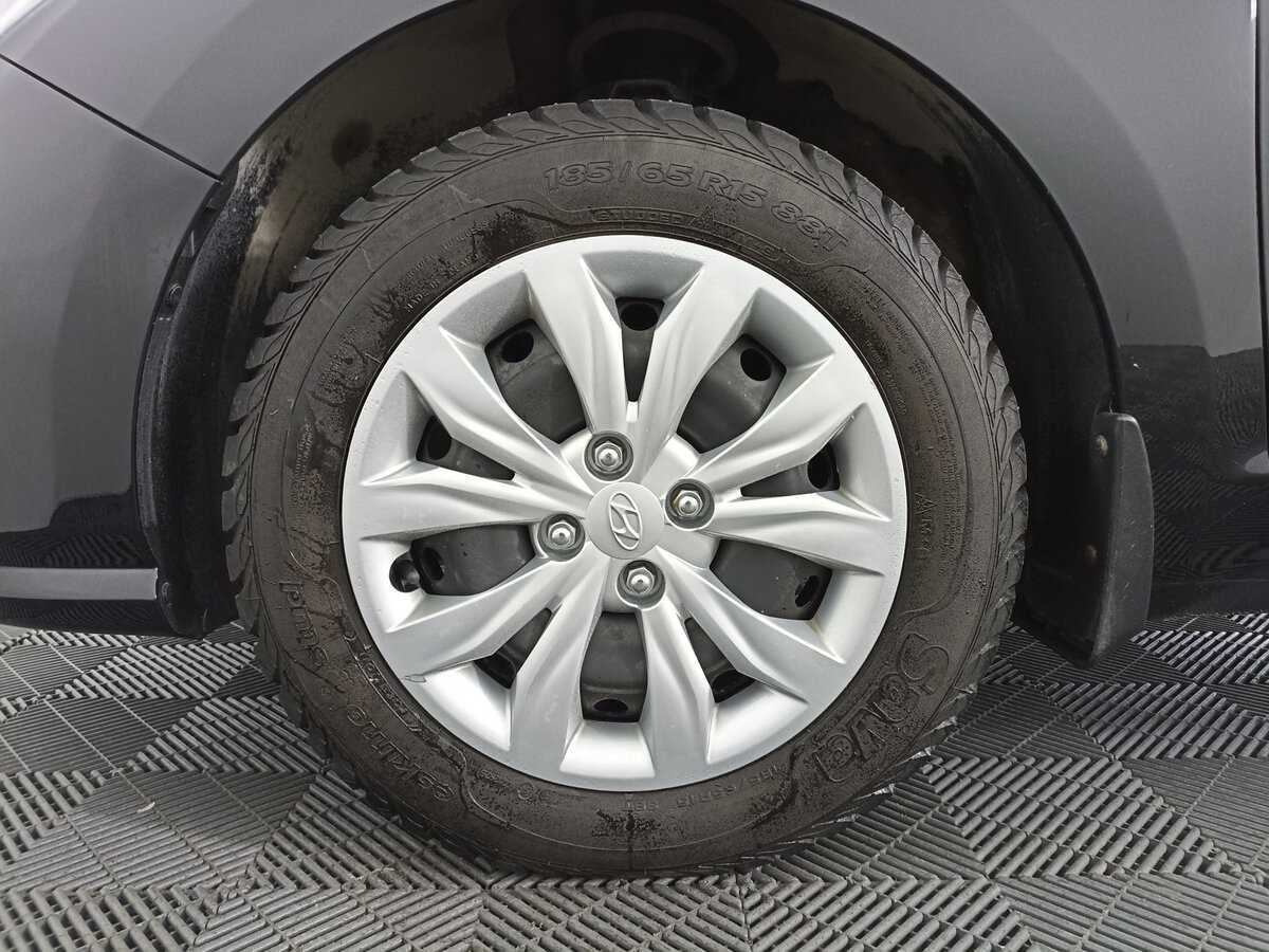 Купить Hyundai Solaris с пробегом. Фото: #16