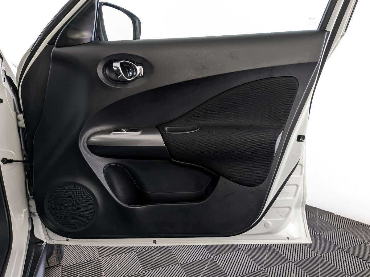 Купить Nissan Juke с пробегом. Фото: #20