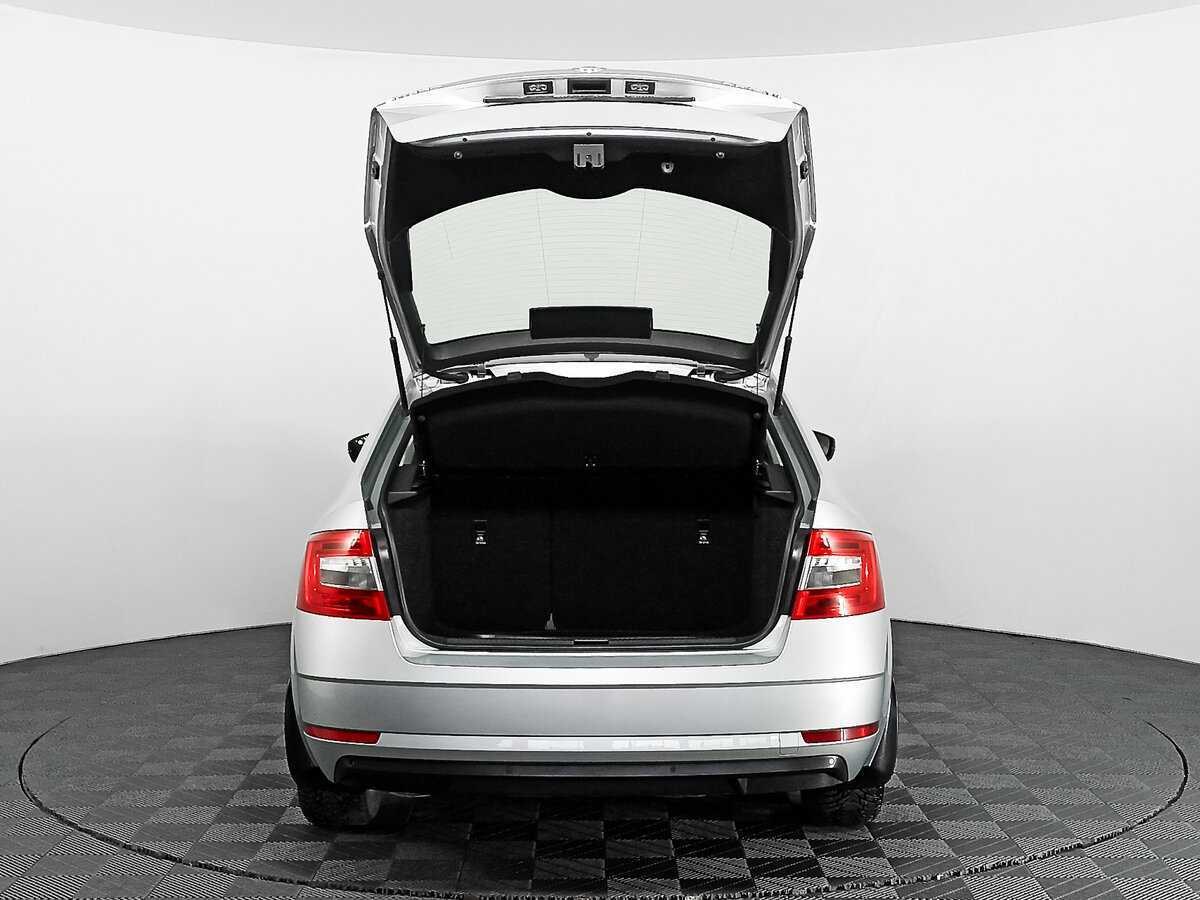 Купить Skoda Octavia с пробегом. Фото: #7