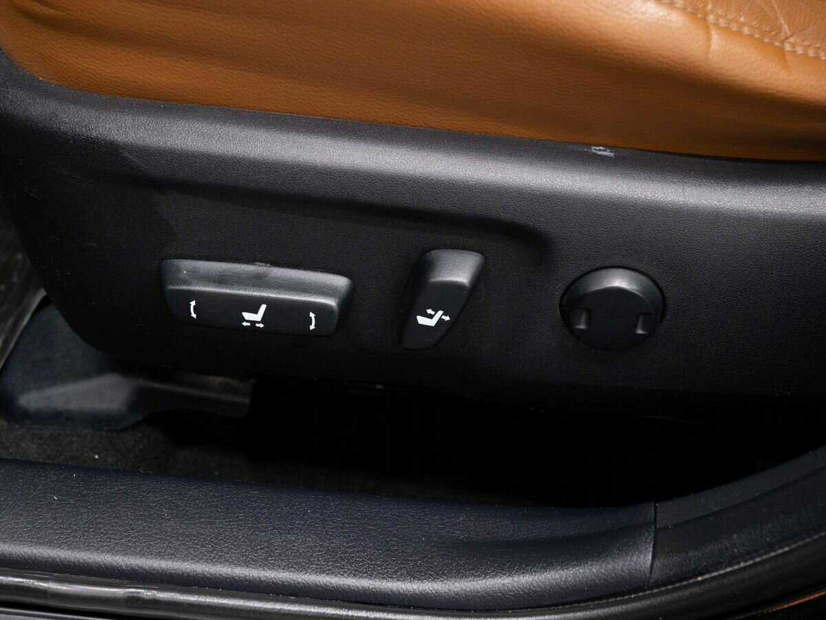 Купить Toyota Camry с пробегом. Фото: #20