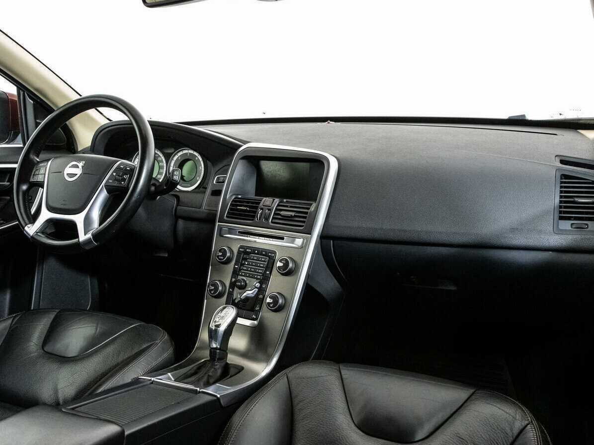 Купить Volvo XC60 с пробегом. Фото: #8