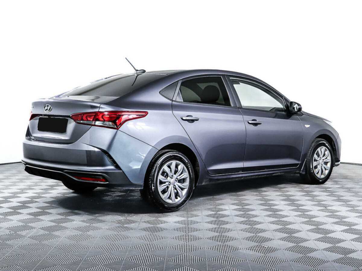 Купить Hyundai Solaris с пробегом. Фото: #4
