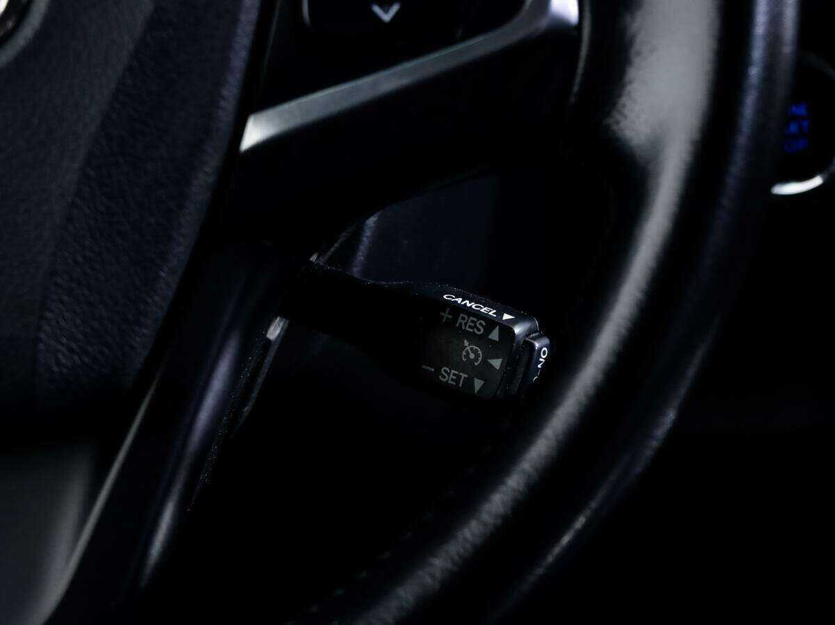 Купить Toyota Camry с пробегом. Фото: #15