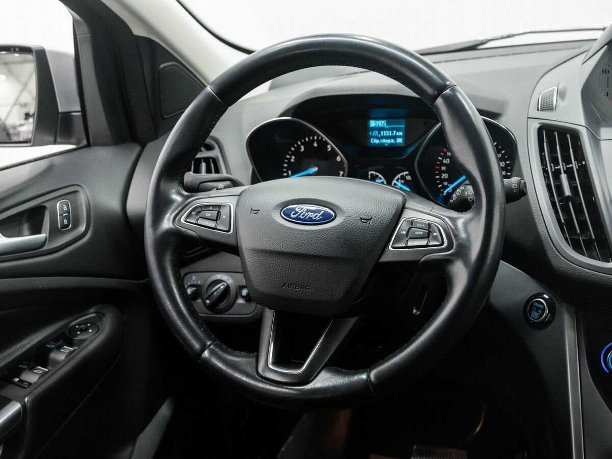 Купить Ford Kuga с пробегом. Фото: #10