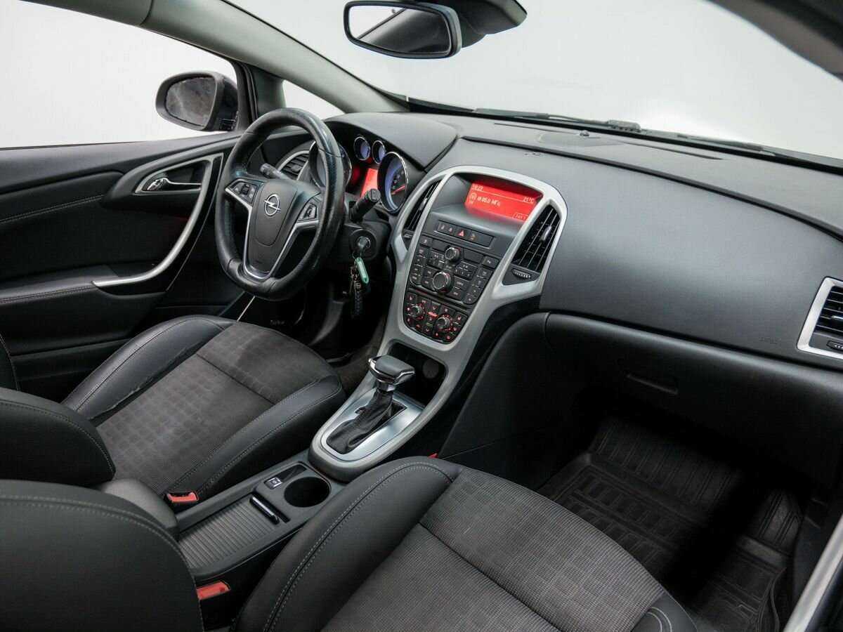 Купить Opel Astra с пробегом. Фото: #4