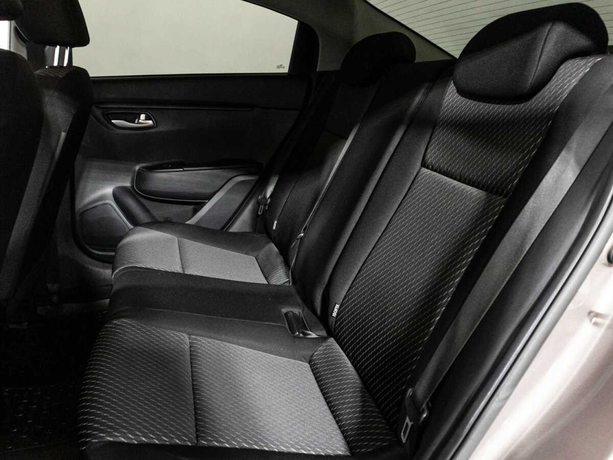 Купить Kia Rio с пробегом. Фото: #9