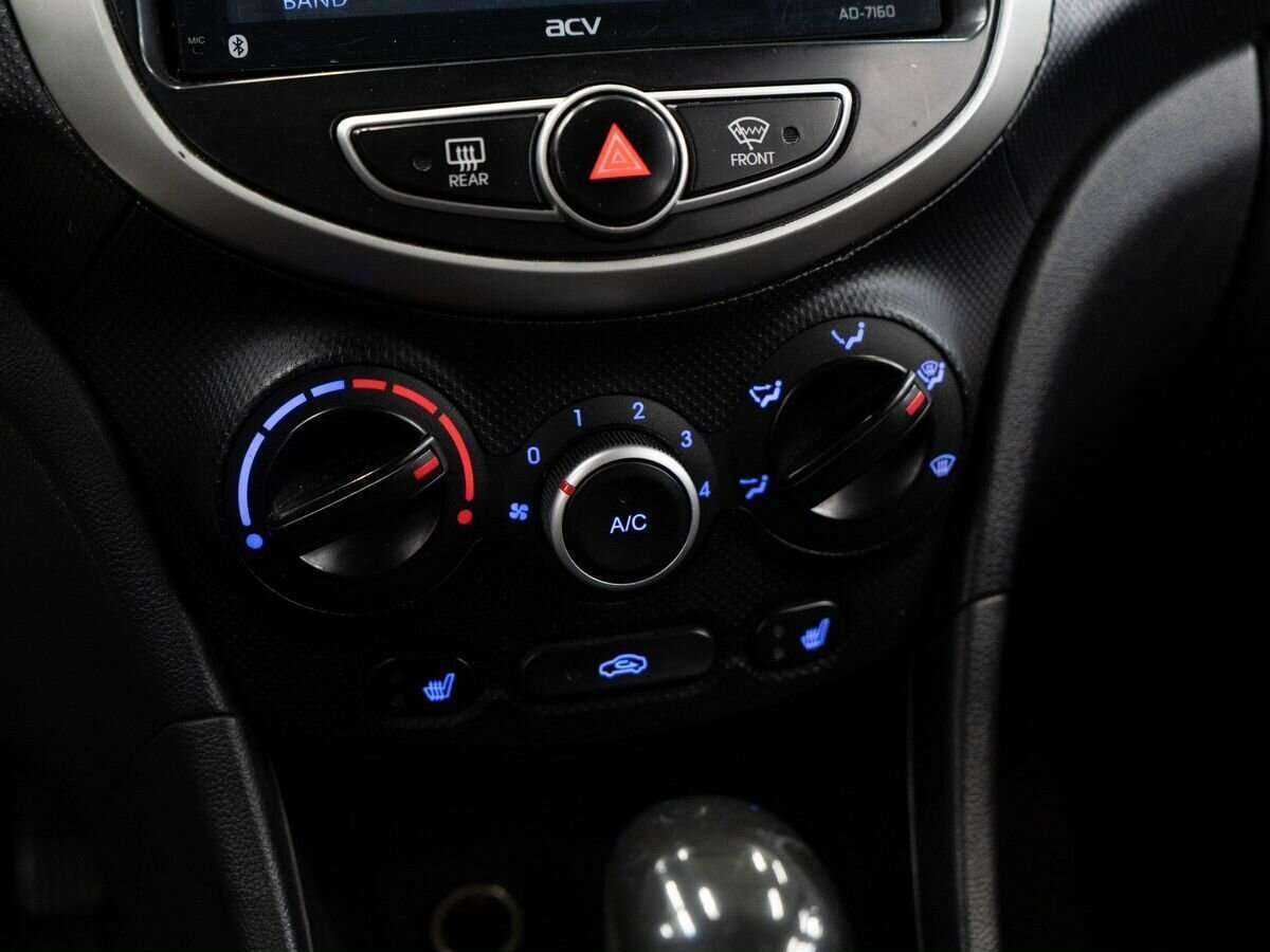 Купить Hyundai Solaris с пробегом. Фото: #7