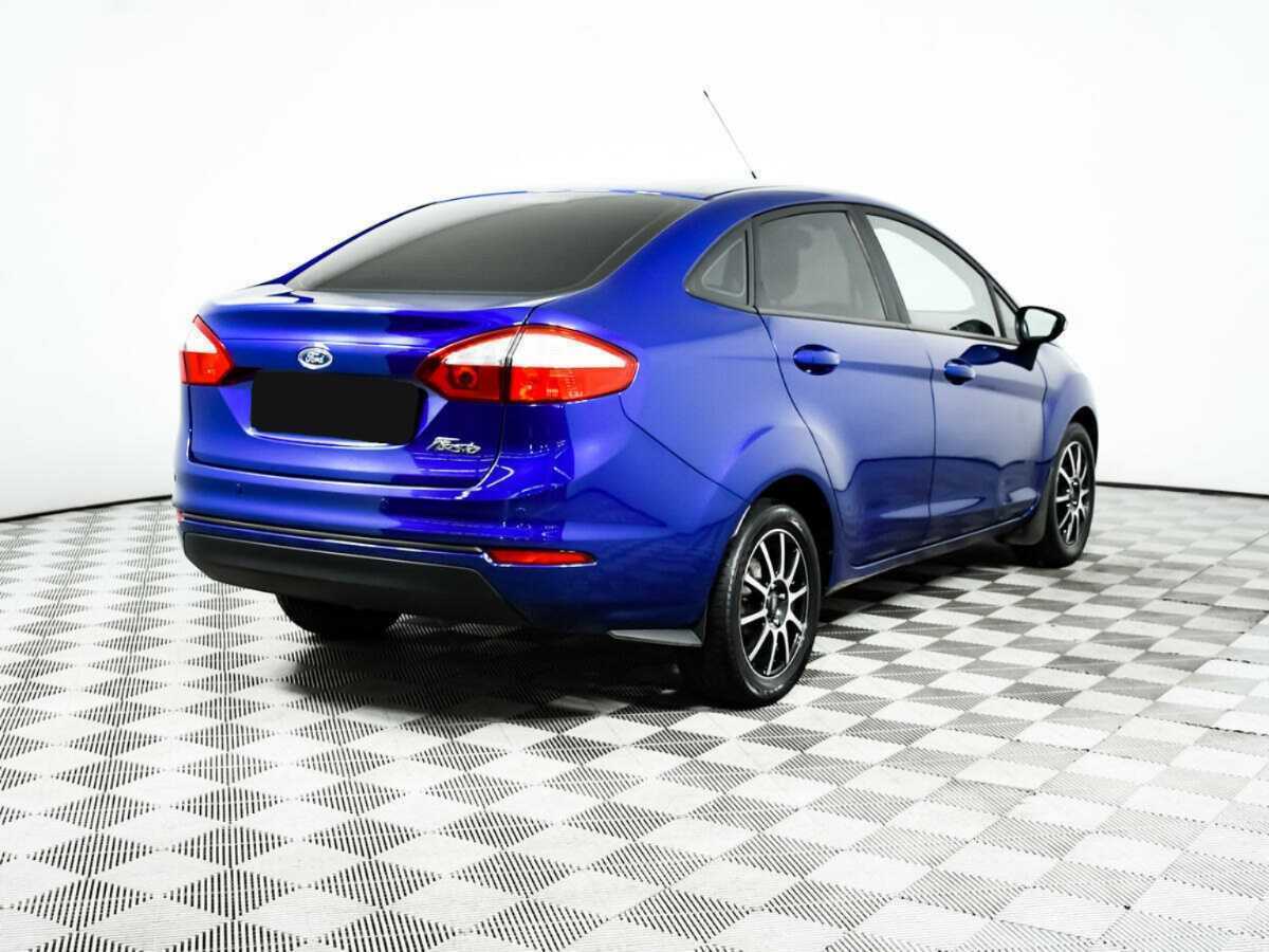 Купить Ford Fiesta с пробегом. Фото: #4