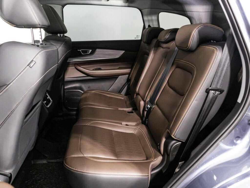 Купить Chery Tiggo 8 Pro с пробегом. Фото: #9