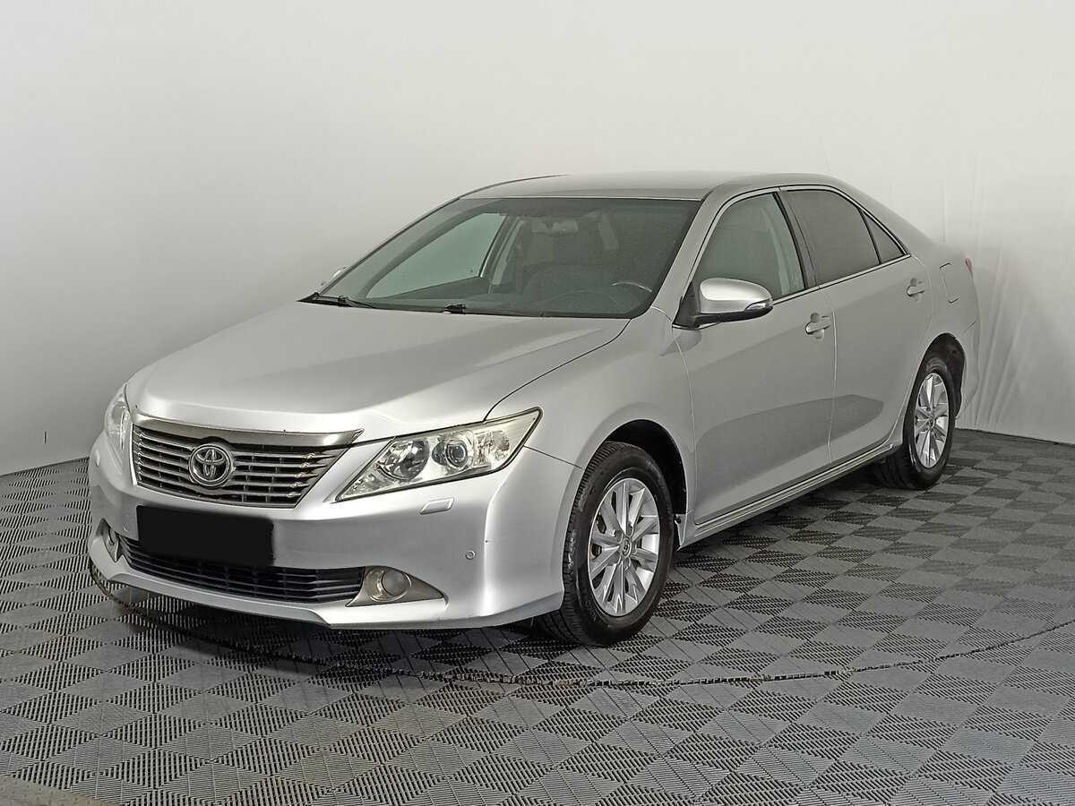 Купить Toyota Camry с пробегом. Фото: #0