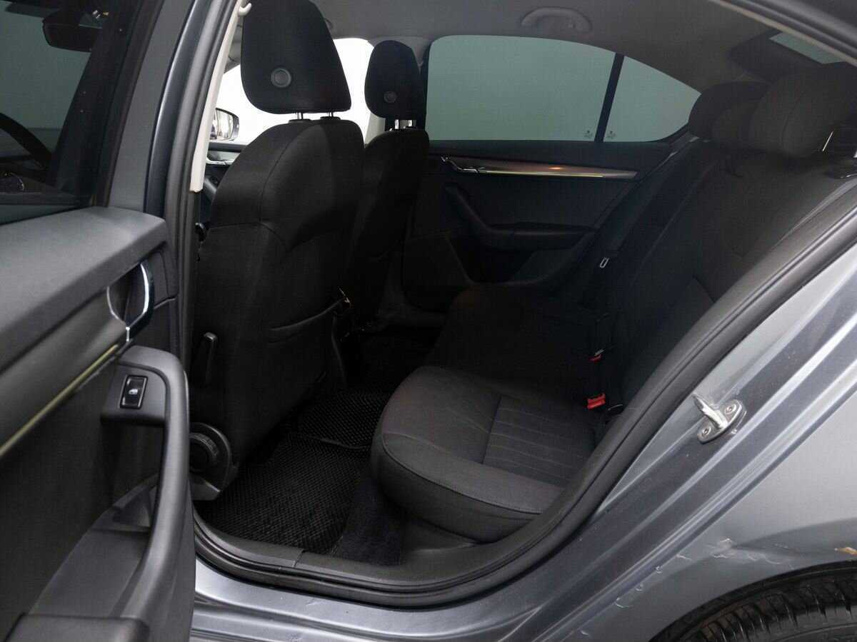 Купить Skoda Octavia с пробегом. Фото: #8