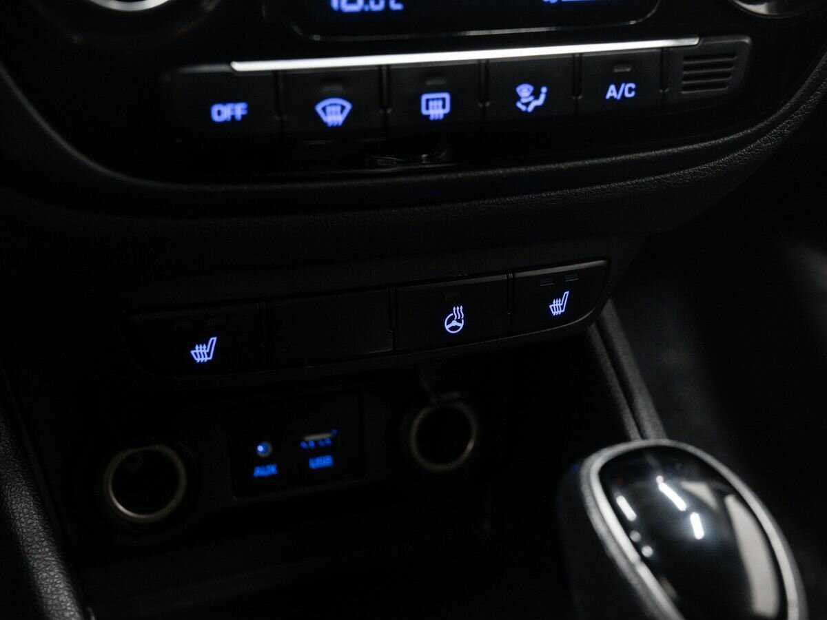 Купить Hyundai Solaris с пробегом. Фото: #18