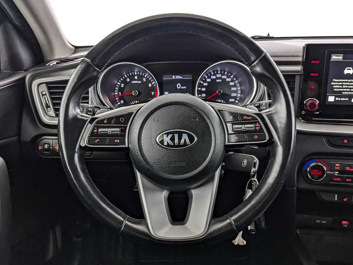 Купить Kia Ceed с пробегом. Фото: #21