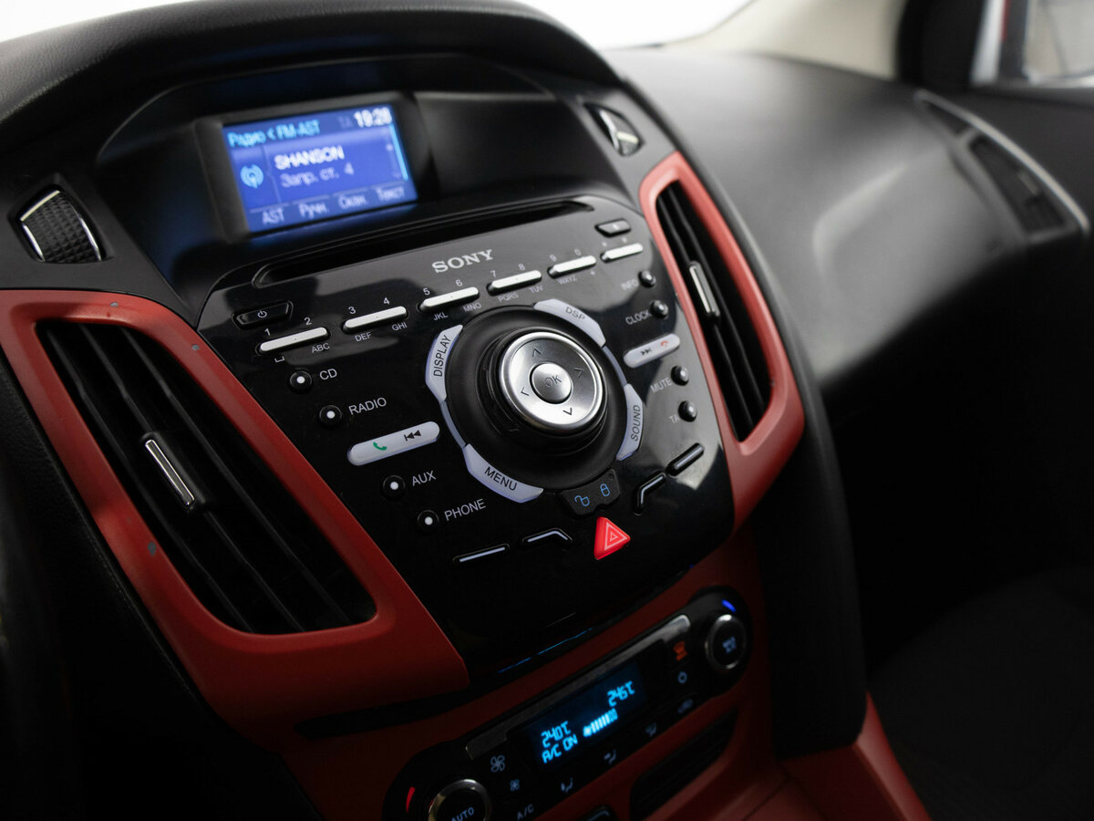 Купить Ford Focus с пробегом. Фото: #11