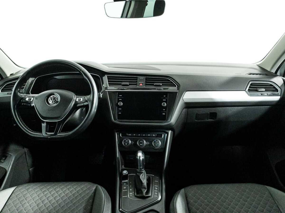 Купить Volkswagen Tiguan с пробегом. Фото: #11