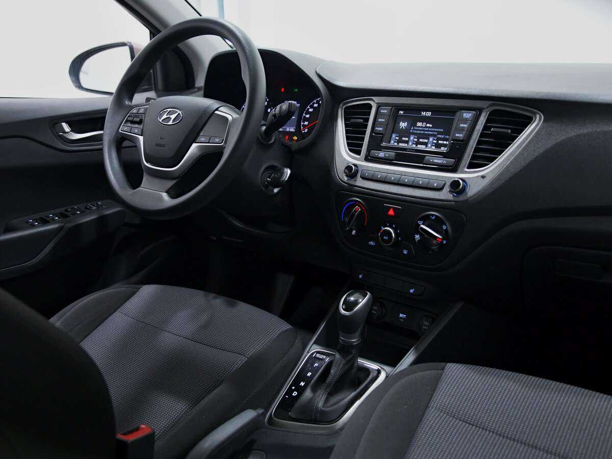 Купить Hyundai Solaris с пробегом. Фото: #5