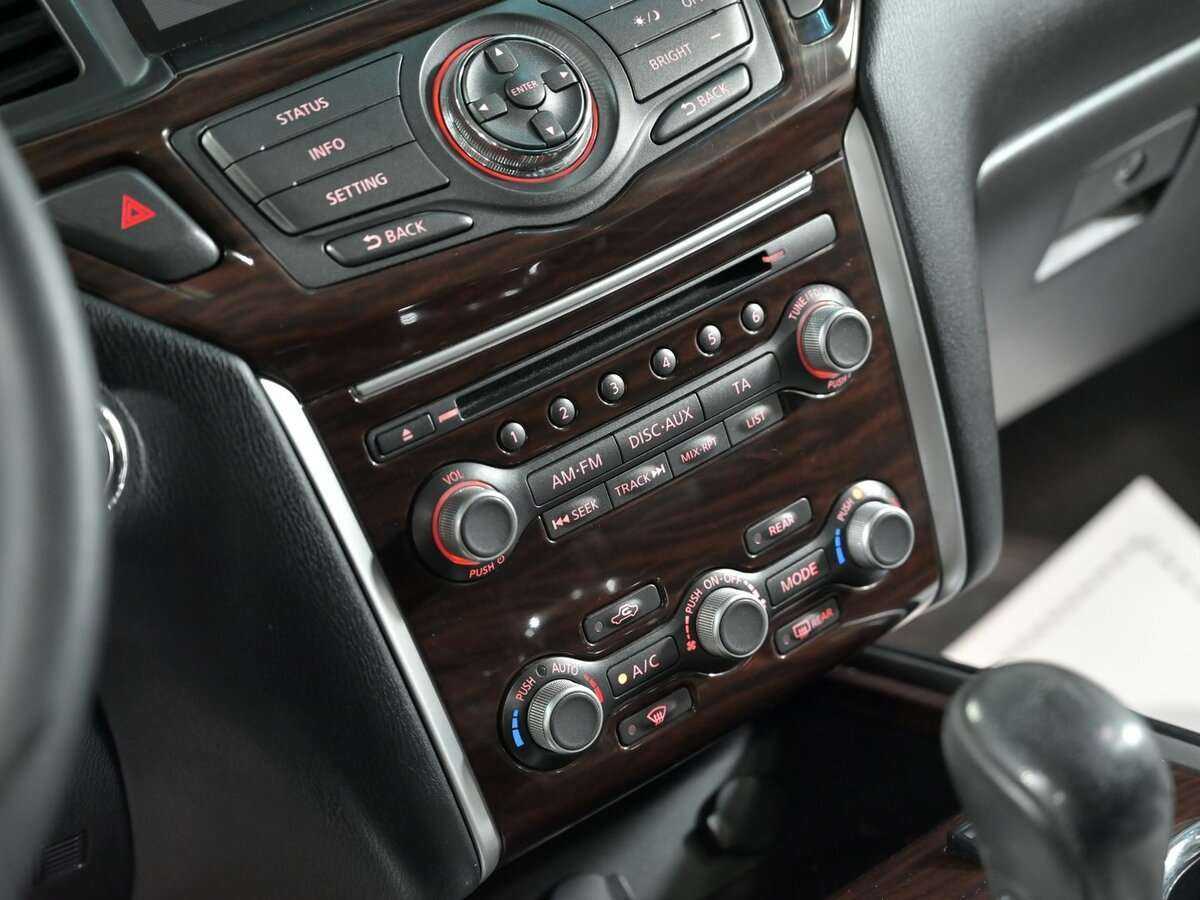 Купить Nissan Pathfinder с пробегом. Фото: #13
