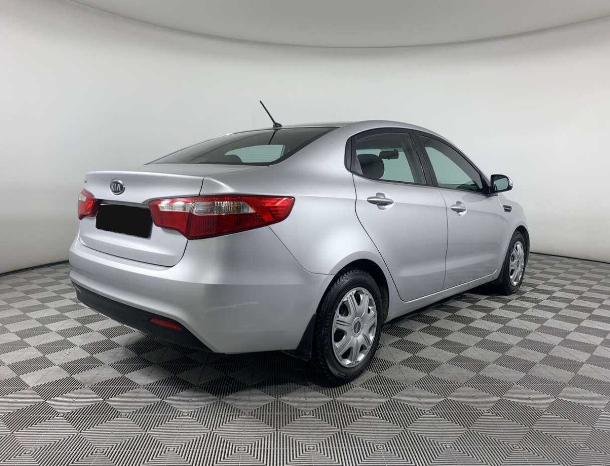 Купить Kia Rio с пробегом. Фото: #4