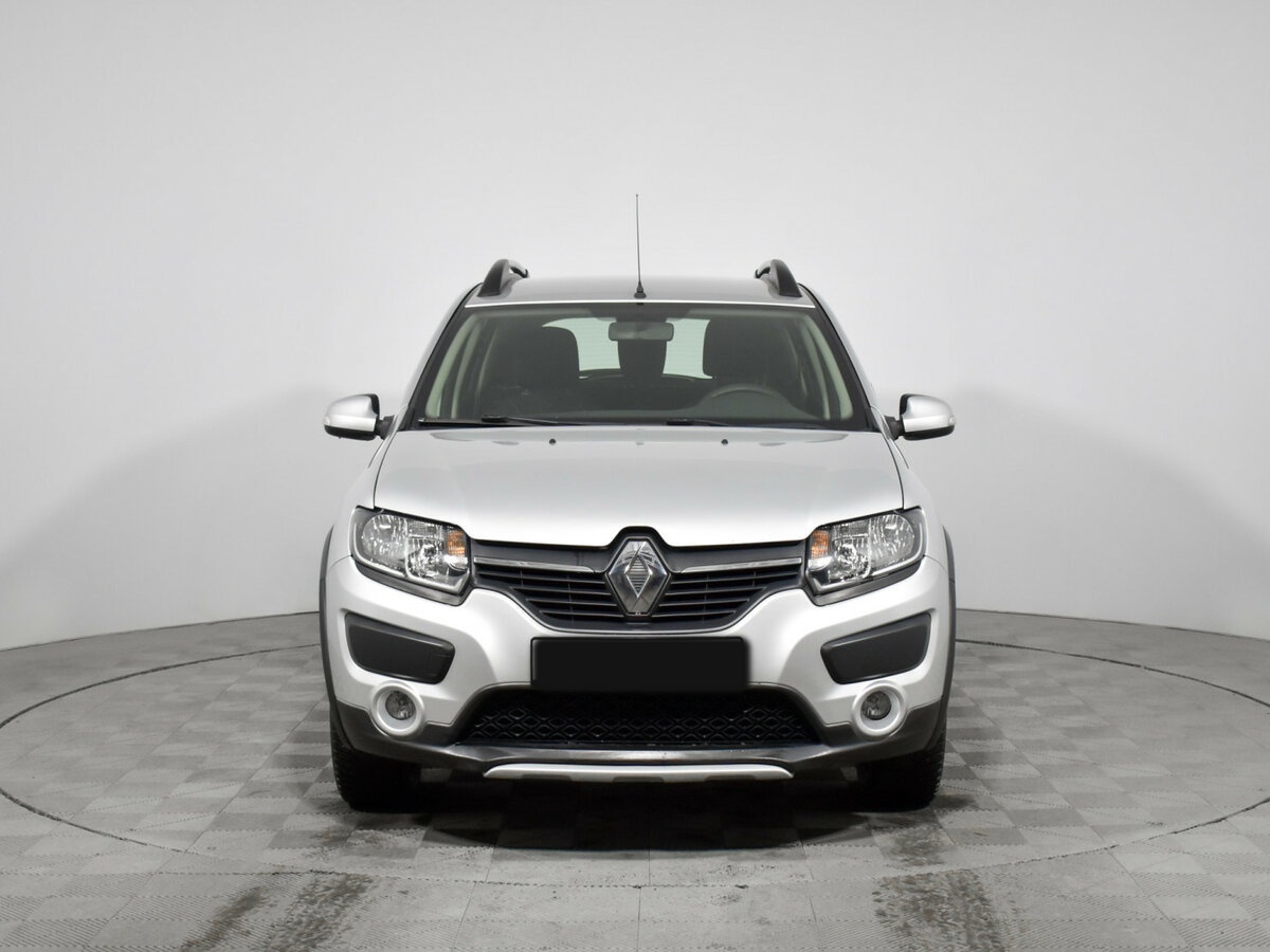 Купить Renault Sandero с пробегом. Фото: #1