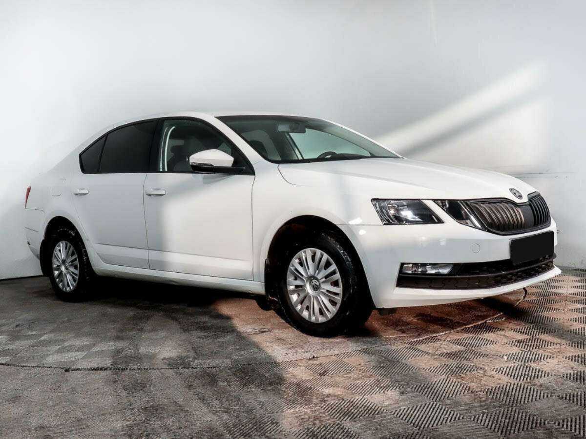 Купить Skoda Octavia с пробегом. Фото: #2
