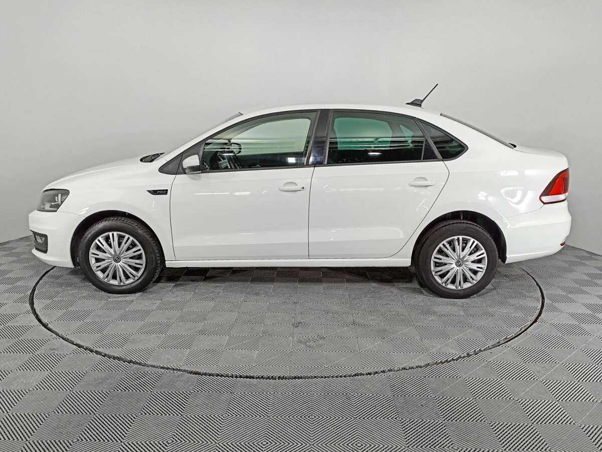 Купить Volkswagen Polo с пробегом. Фото: #6