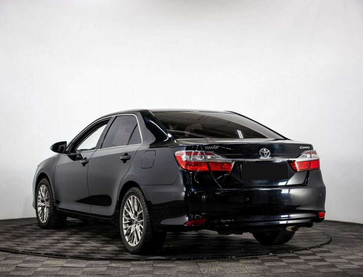 Купить Toyota Camry с пробегом. Фото: #5