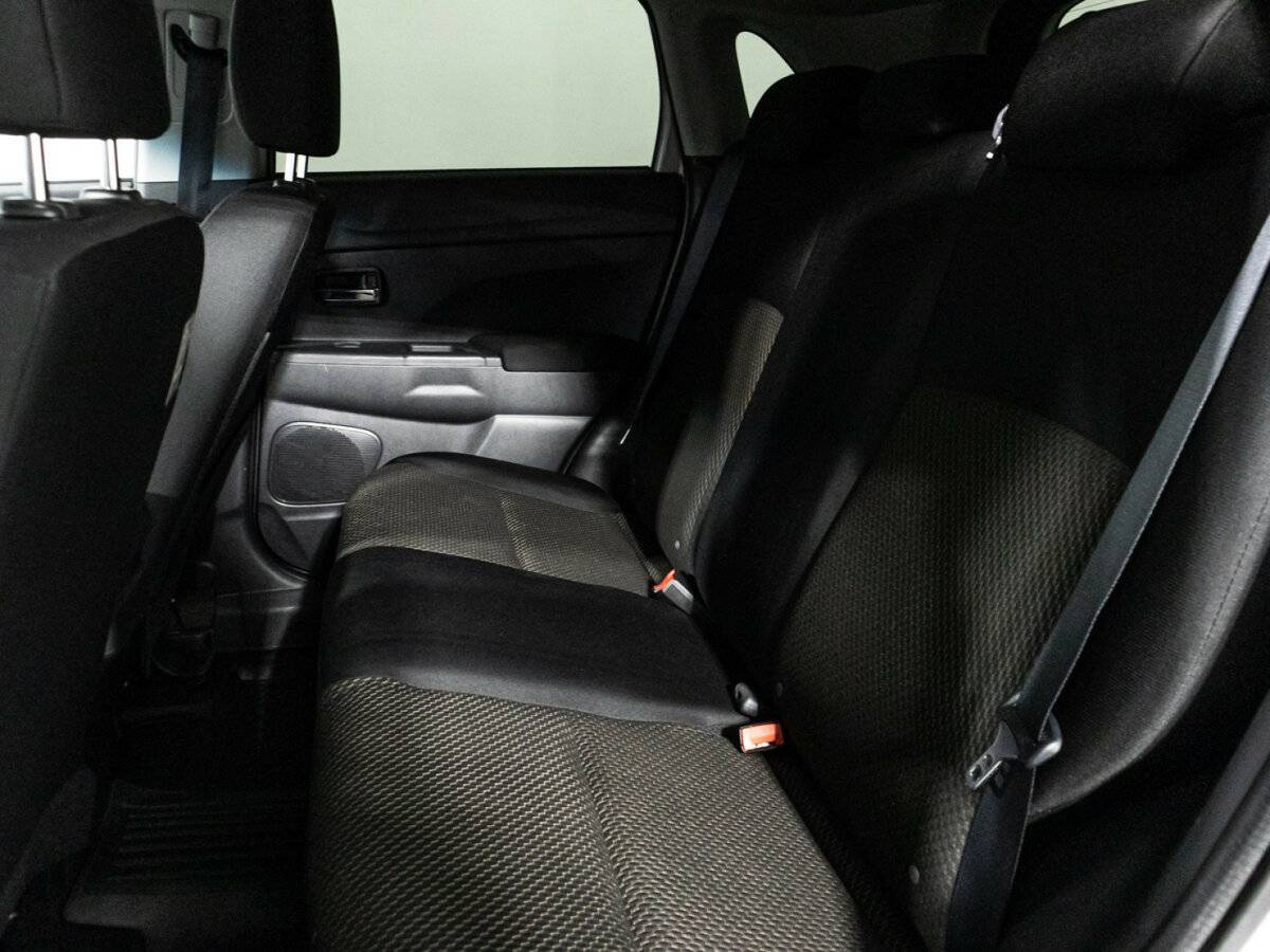 Купить Mitsubishi ASX с пробегом. Фото: #9