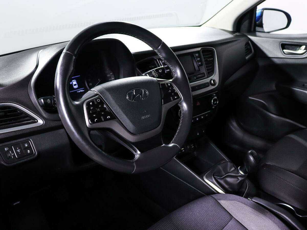 Купить Hyundai Solaris с пробегом. Фото: #11