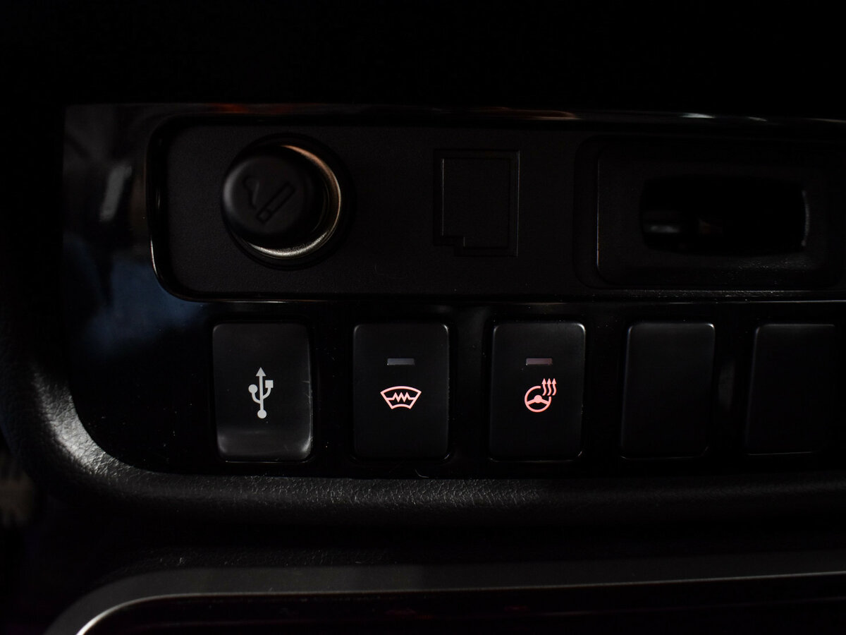 Купить Mitsubishi Outlander с пробегом. Фото: #11