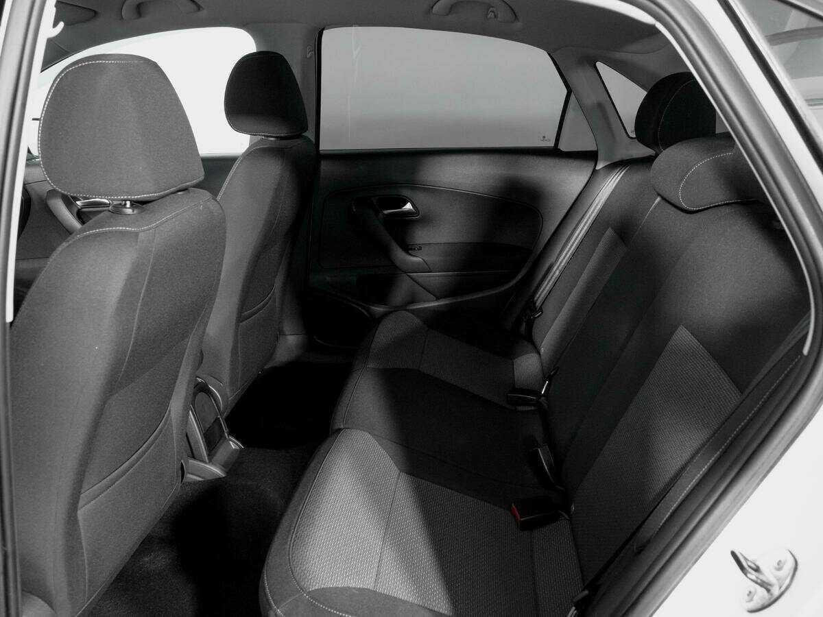 Купить Volkswagen Polo с пробегом. Фото: #7