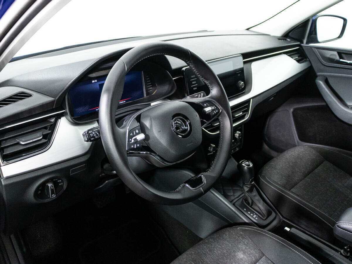 Купить Skoda Rapid с пробегом. Фото: #10