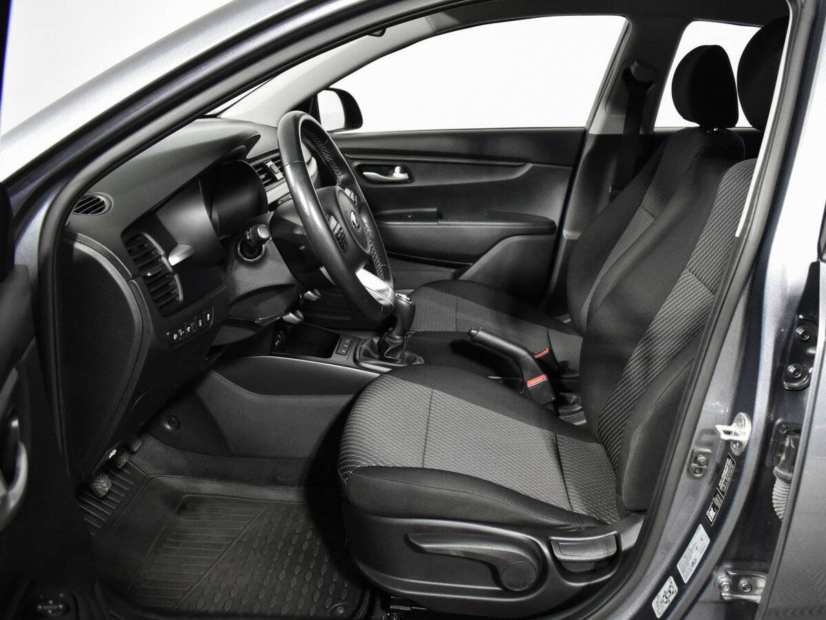 Купить Kia Rio с пробегом. Фото: #9