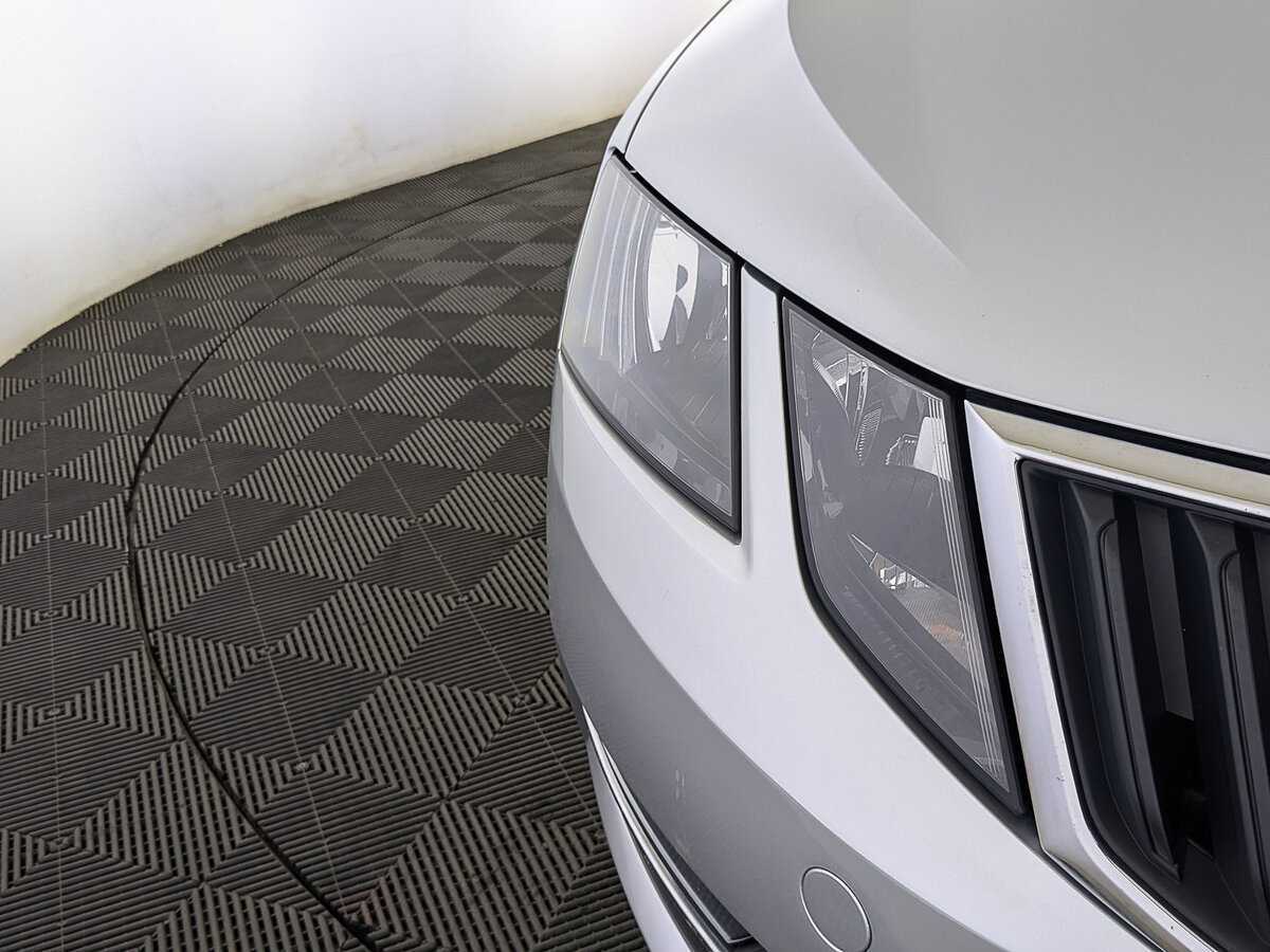 Купить Skoda Octavia с пробегом. Фото: #10