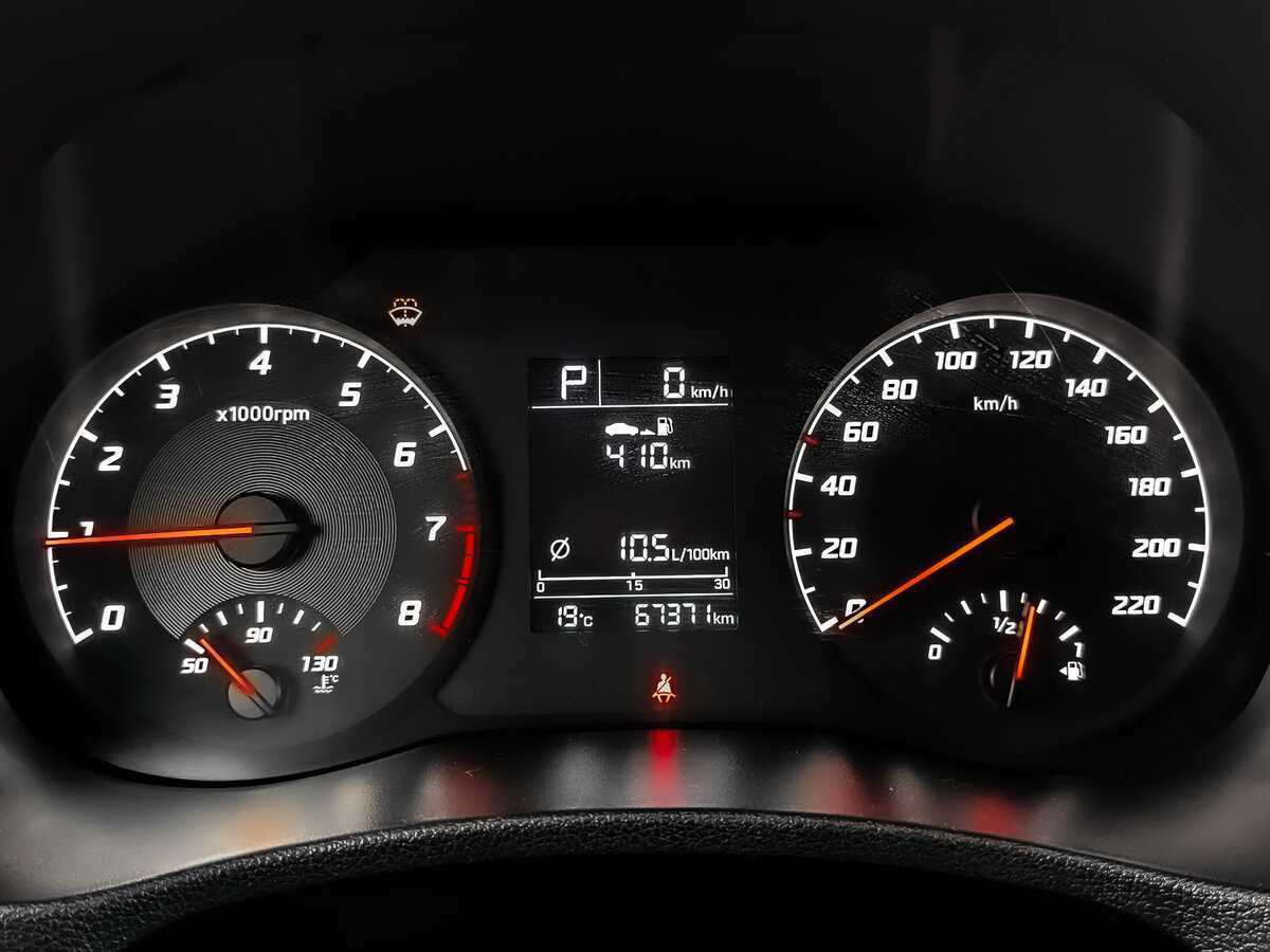 Купить Hyundai Solaris с пробегом. Фото: #11