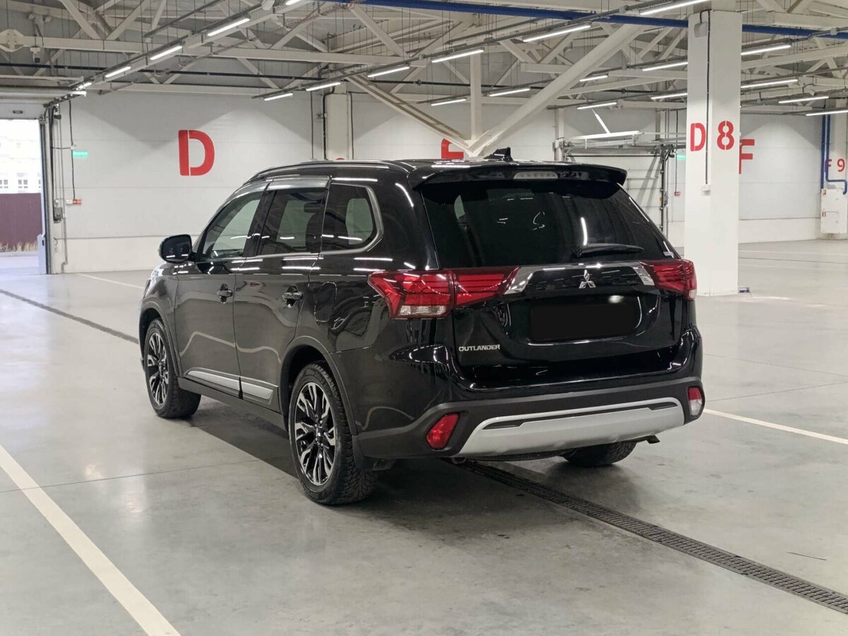 Купить Mitsubishi Outlander с пробегом. Фото: #6