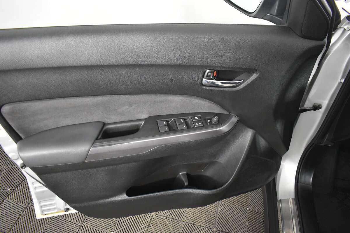 Купить Suzuki Vitara с пробегом. Фото: #8
