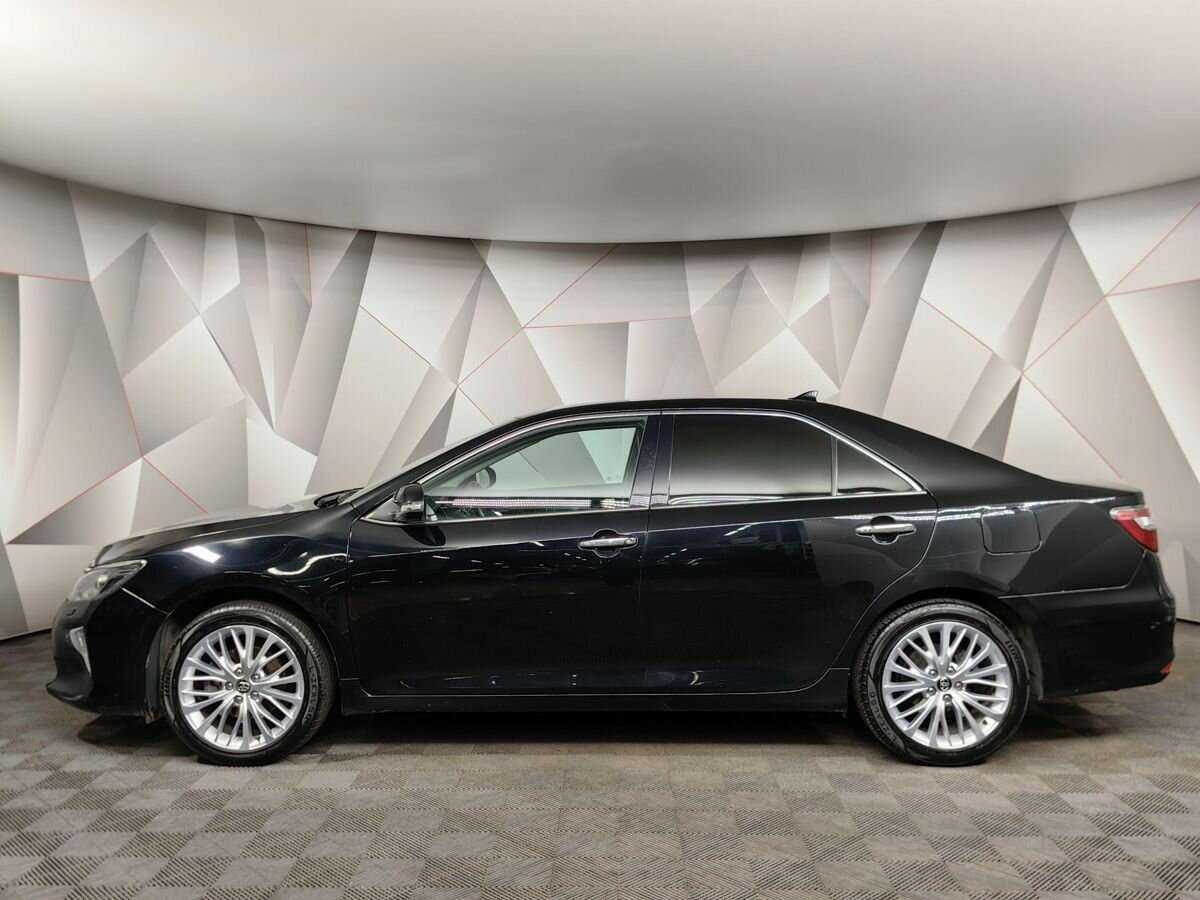 Купить Toyota Camry с пробегом. Фото: #4