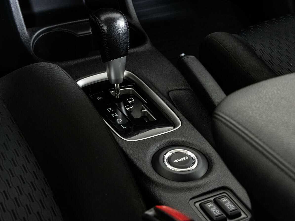 Купить Mitsubishi Outlander с пробегом. Фото: #8
